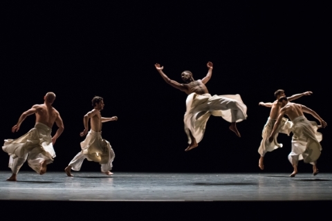 Semperoper Ballett in Black MilkPhoto Ian Whalen