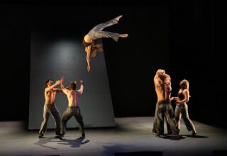 Motionhouse in Hidden