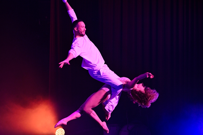 Ahoi: an evening of swing, acrobatics and 1930s glamour